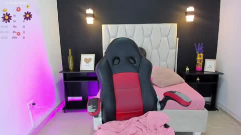 Snapshot of jisoo__ chatting on 03.16.26 kim online show from 03.16.26