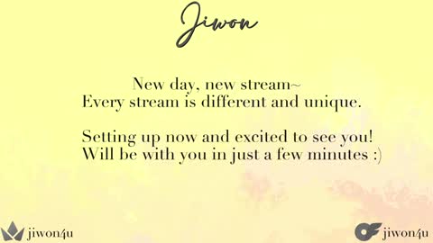 Snapshot of jiwon4u chatting on 01.09.25 Jiwon online show from 01.09.25