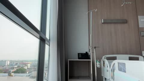 Snapshot of jiwon4u chatting on 02.17.25 Jiwon online show from 02.17.25