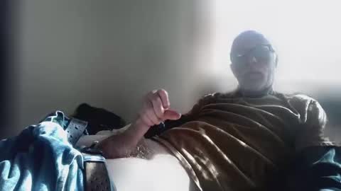 jizzmitten5 online show from 12.14.25