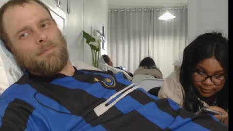 JamesJan van Rebel online show from 09.19.25