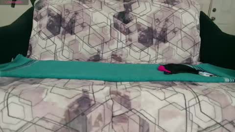 Nicole  Allen online show from 02.26.25