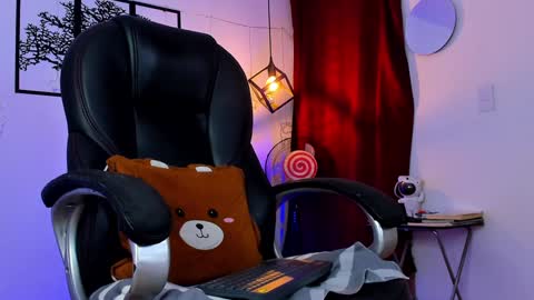 IGJmortton online show from 12.21.24