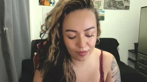 Johana              online show from 04.12.26