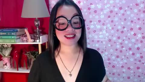 Joana online show from 11.16.25