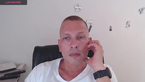 Joan Silva online show from 01.05.25