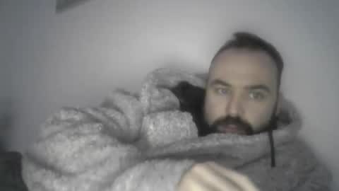 joaodias_18 online show from 12.22.24