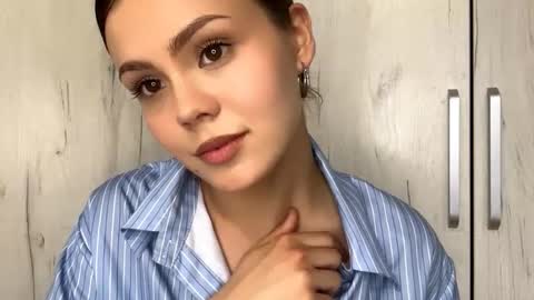 Mila online show from 03.03.26