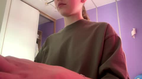 Snapshot of jodyallenson chatting on 03.26.26 Lina online show from 03.26.26