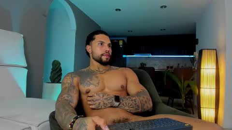 joe_esthetic online show from 02.25.25