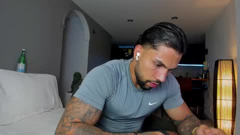 joe_esthetic online show from 11.14.25