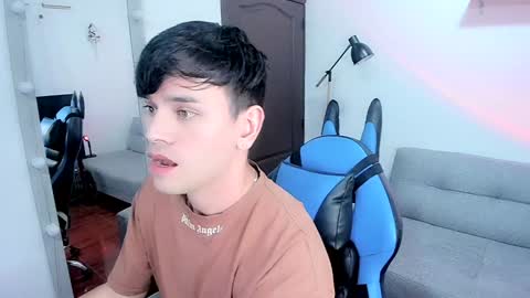 Snapshot of joe_jhonson chatting on 01.26.25 joe jhonson online show from 01.26.25