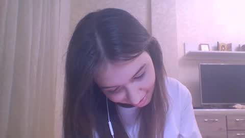 Jennifer online show from 10.11.25