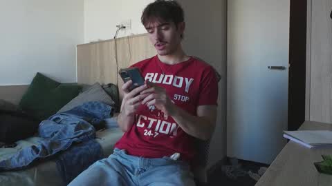 Snapshot of joeosulli2024 chatting on 10.25.25 JoeOsulli online show from 10.25.25