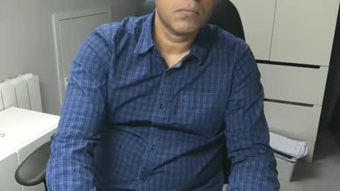 Snapshot of joeshades21 chatting on 01.14.25 joeshades21 online show from 01.14.25