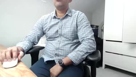 Snapshot of joeshades21 chatting on 02.20.25 joeshades21 online show from 02.20.25