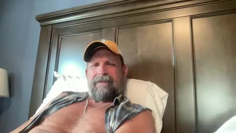Snapshot of joestros chatting on 09.24.25 joestros online show from 09.24.25