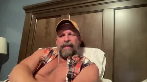 Snapshot of joestros chatting on 10.02.25 joestros online show from 10.02.25