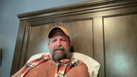 Snapshot of joestros chatting on 10.02.25 joestros online show from 10.02.25