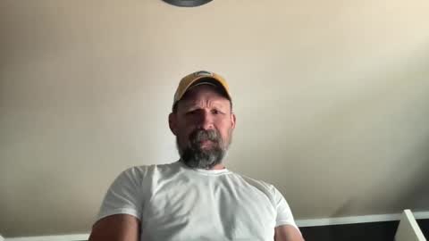 Snapshot of joestros chatting on 04.25.26 joestros online show from 04.25.26