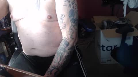 Snapshot of joeyzzz1 chatting on 02.13.26 joeyzzz1 online show from 02.13.26