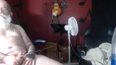 Snapshot of joeyzzz1 chatting on 03.13.26 joeyzzz1 online show from 03.13.26