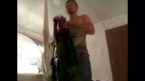 Snapshot of johan570400 chatting on 04.04.26 Joni online show from 04.04.26