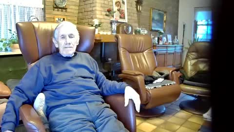 johan7 heet online show from 12.18.24