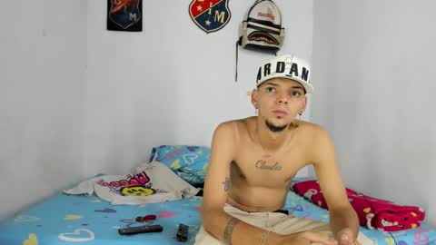 johan_and_antonella online show from 12.20.25