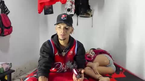 johan_and_antonella online show from 04.26.26