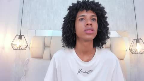 Snapshot of johan_gz_ chatting on 02.21.26 Johan online show from 02.21.26