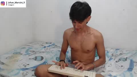 Snapshot of johan_mancini_r chatting on 05.20.26 johan_mancini_r online show from 05.20.26