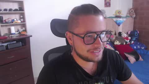 Snapshot of johanleonsweetboy chatting on 06.01.26 JOHAN independient model online show from 06.01.26