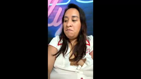 Snapshot of johanna974xxx chatting on 06.05.26 johanna974xxx online show from 06.05.26