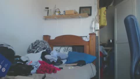 johantorres19 online show from 01.13.25