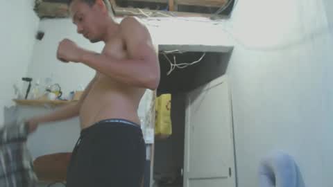 johantorres19 online show from 01.13.25