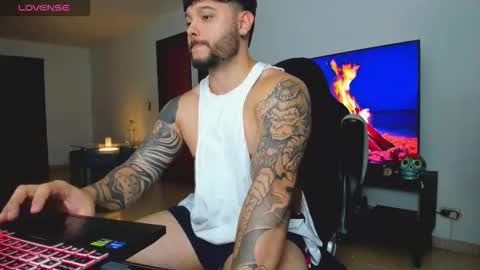 King -    online show from 10.28.25