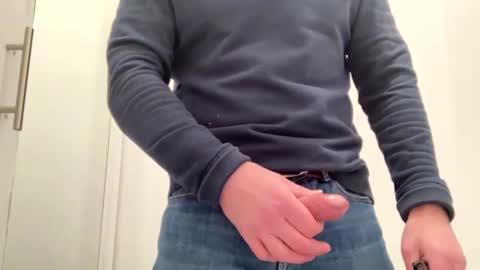 Snapshot of john06070 chatting on 02.26.25 Uk daddy online show from 02.26.25