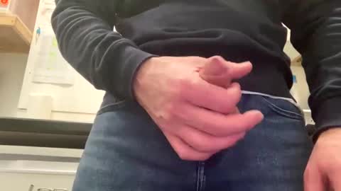 Snapshot of john06070 chatting on 03.09.25 Uk daddy online show from 03.09.25