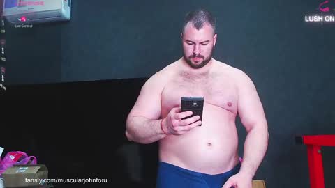 Snapshot of john_and_kiss chatting on 04.14.26 john and kiss online show from 04.14.26