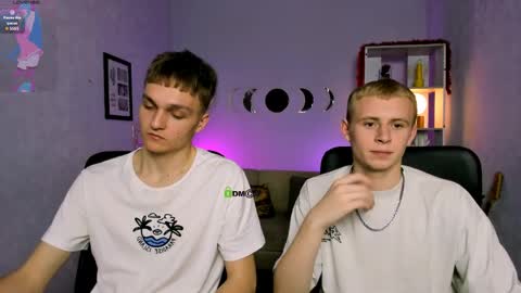 Snapshot of john_lik chatting on 04.01.26 John online show from 04.01.26