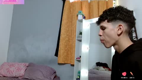 john_ssnow29 online show from 01.10.25