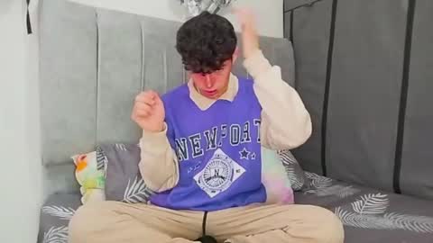 Snapshot of john_vichenso chatting on 12.06.24 John Vichenso online show from 12.06.24