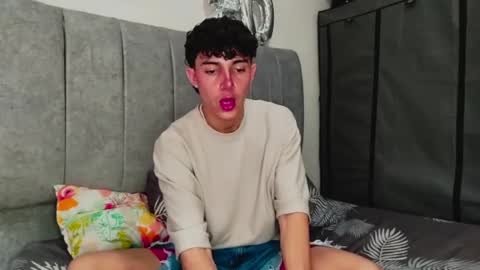 Snapshot of john_vichenso chatting on 12.17.24 John Vichenso online show from 12.17.24