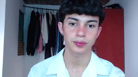 Snapshot of john_vichenso chatting on 09.15.25 John Vichenso online show from 09.15.25