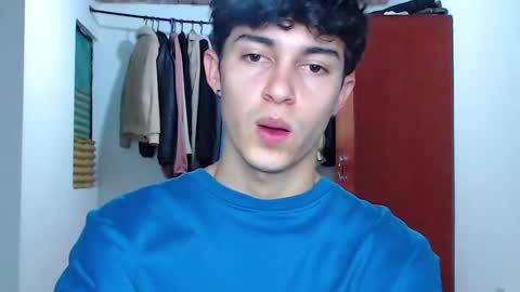 Snapshot of john_vichenso chatting on 09.17.25 John Vichenso online show from 09.17.25