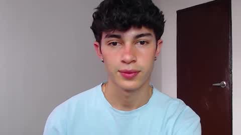 Snapshot of john_vichenso chatting on 09.24.25 John Vichenso online show from 09.24.25