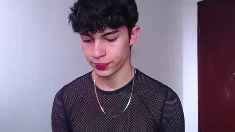 Snapshot of john_vichenso chatting on 09.30.25 John Vichenso online show from 09.30.25