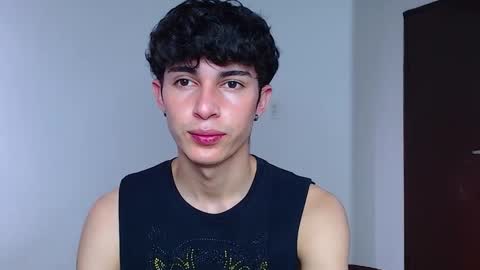 Snapshot of john_vichenso chatting on 10.01.25 John Vichenso online show from 10.01.25