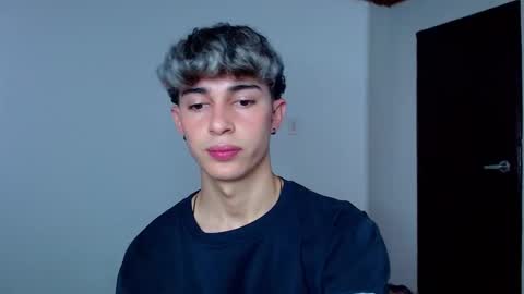 Snapshot of john_vichenso chatting on 10.10.25 John Vichenso online show from 10.10.25